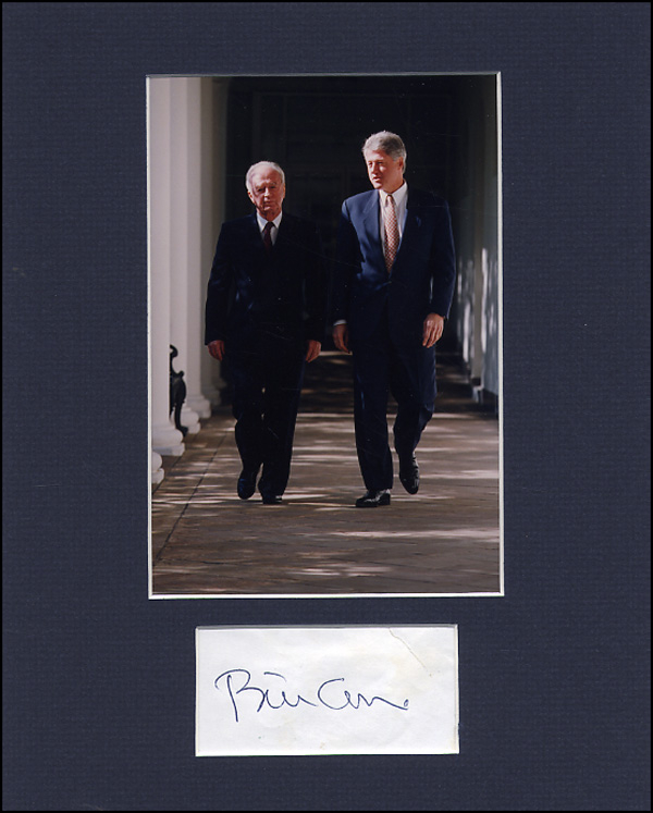 Lot 15 Bill Clinton