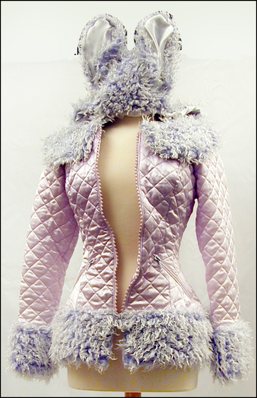 Lot 903 Pamela Anderson