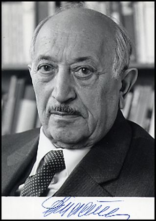 Lot #290 Simon Wiesenthal - Image 2