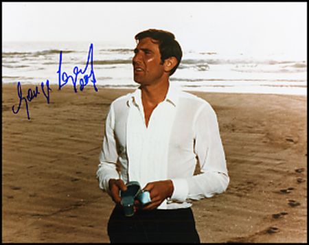 Lot #1528 James Bond: Lazenby, George - Image 1