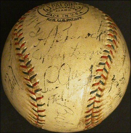 Lot #2276 NY Yankees - Image 2