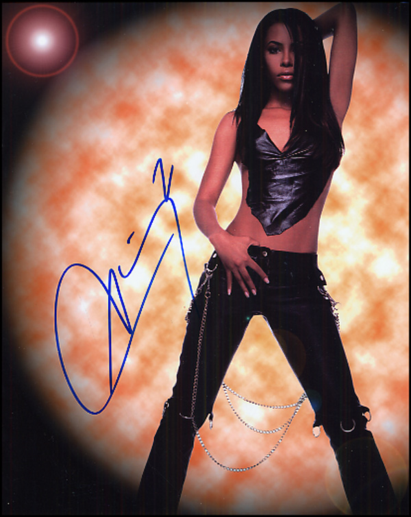 AALIYAH❗️２枚セット❗️ Aaliyah | RR Auction