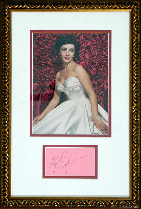 Lot 2132 Elizabeth Taylor