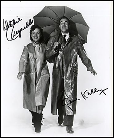 Lot #2814 Singin’ In The Rain - Image 1
