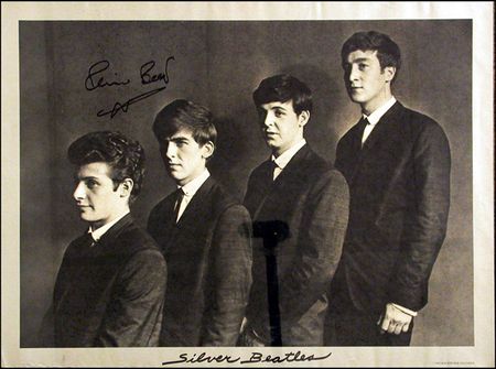 Lot #1586 Beatles & Others - Image 8