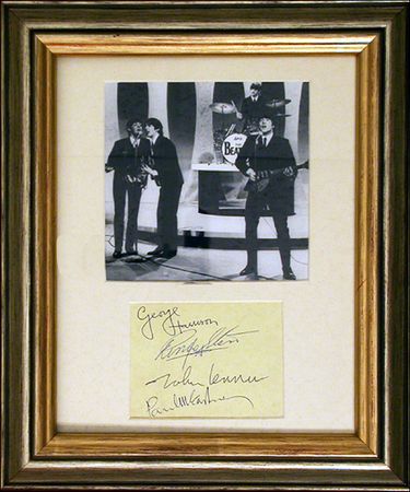 Lot #1582 Beatles - Image 2
