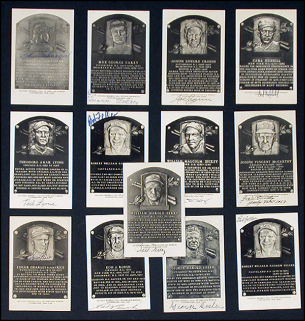 Lot 2546  Baseball Hall of Famers