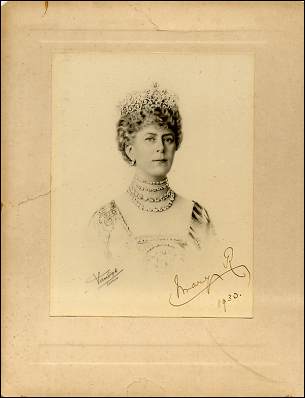 Lot 363 Queen Mary