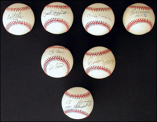 Lot 2551  Baseball Hall of Famers