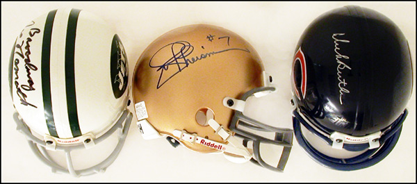 Lot 2626  Football Hall Of Famers