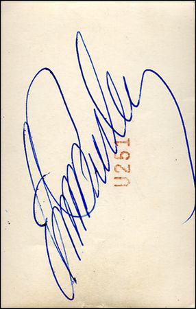 Lot #1085 Elvis Presley - Image 1