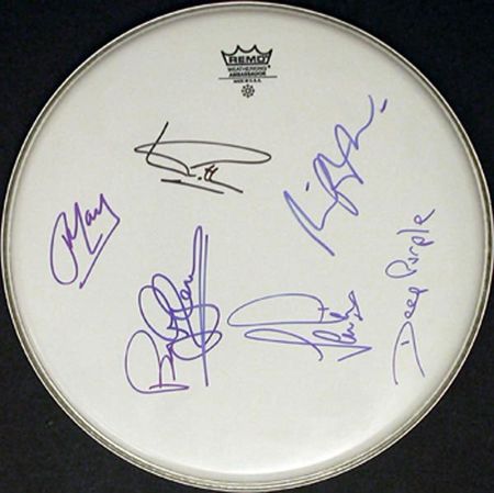 Lot #775  Deep Purple - Image 1