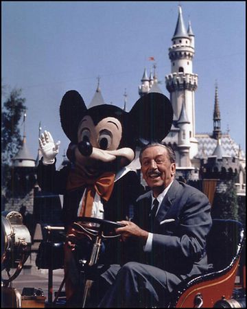 Lot #846 Walt Disney - Image 2