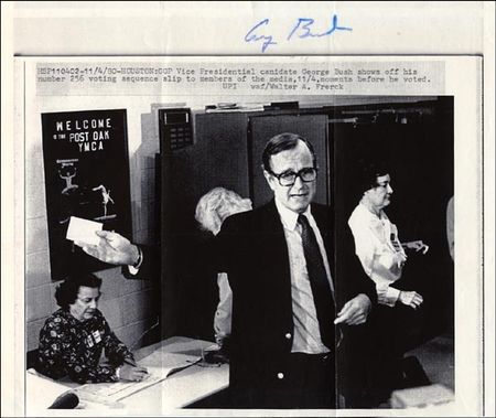 Lot #19 George Bush - Image 2