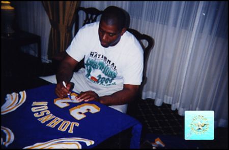 Lot #2548 Magic Johnson - Image 2