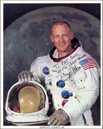 Lot #603  Apollo 11 - Image 2