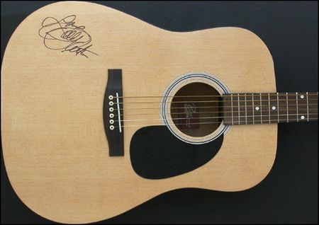 Lot #1117 Dolly Parton - Image 1