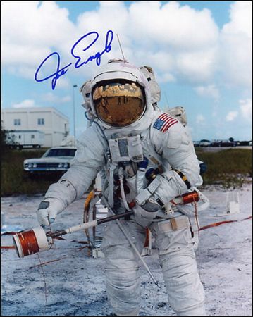 Lot #613  Astronauts - Image 1