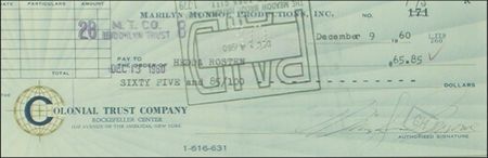 Lot #2039 Marilyn Monroe - Image 1