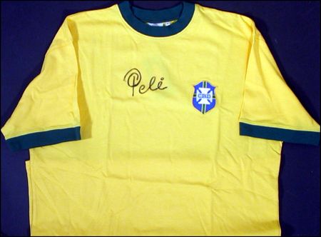 Lot #2775 Pelé - Image 1