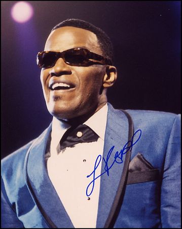 Lot #1724 Jamie Foxx - Image 1