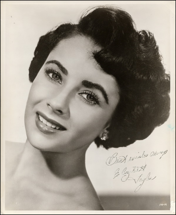 Lot 2567 Elizabeth Taylor