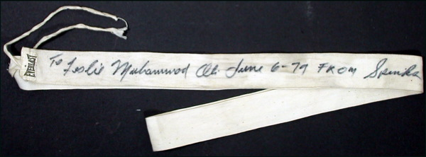 Lot 2711 Muhammad Ali