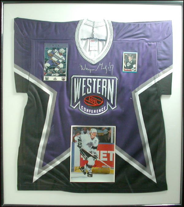 Lot 2805 Wayne Gretzky