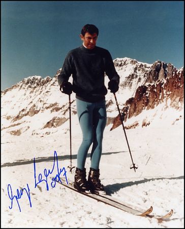 Lot #2088 James Bond - Image 3