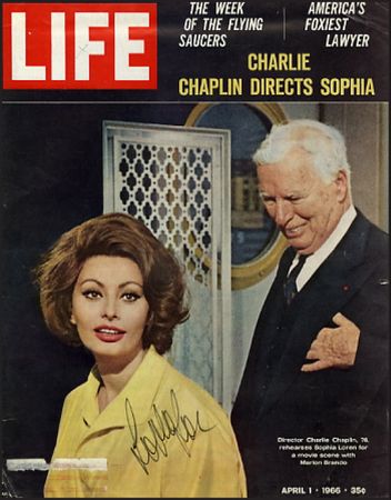 Lot #2217 Sophia Loren - Image 2