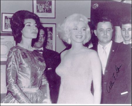 Lot #2246 Marilyn Monroe - Image 3