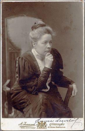 Lot #704 Selma Lagerlöf - Image 1