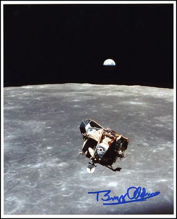 Lot #449 Buzz Aldrin - Image 2