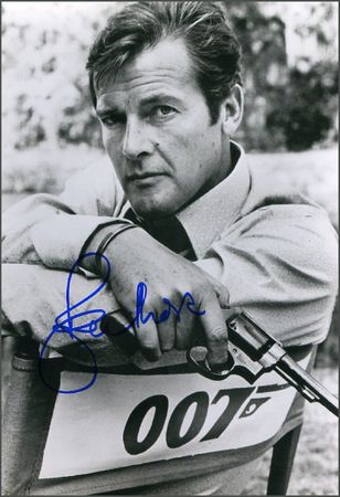 Lot #1348 James Bond: Roger Moore - Image 1