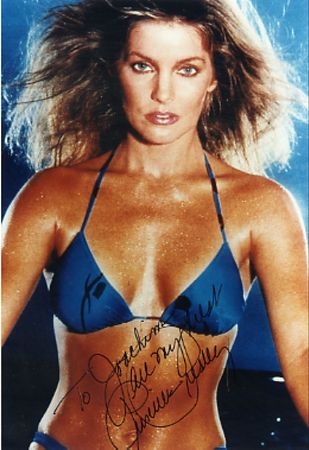 Lot #1565 Priscilla Presley - Image 4
