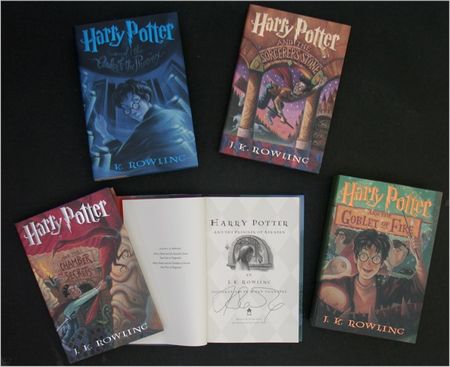 Lot #547 J. K. Rowling - Image 1