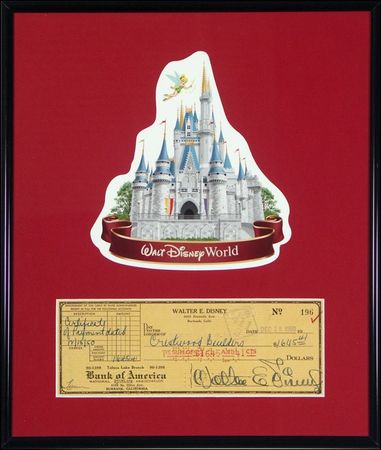 Lot #692 Walt Disney - Image 2