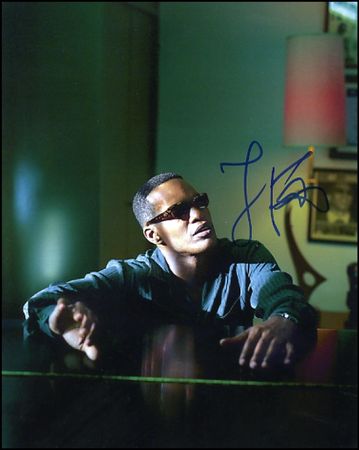 Lot #1151 Jamie Foxx - Image 3