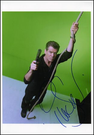 Lot #1311 James Bond: Pierce Brosnan - Image 3