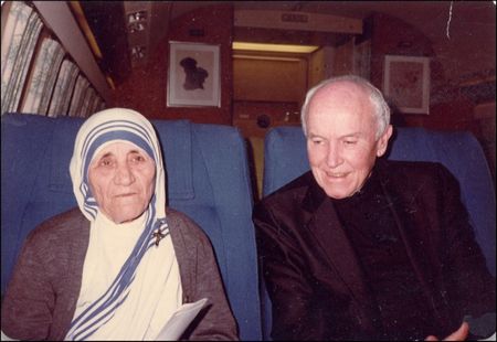 Lot #335 Mother Teresa - Image 2