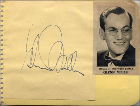 Lot #1624 Vintage Autograph Albums - Image 6