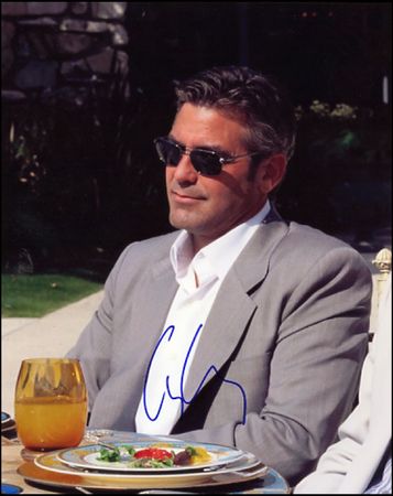 Lot #1109 George Clooney - Image 2