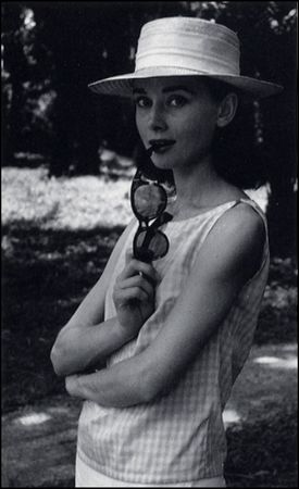 Lot #1150 Audrey Hepburn - Image 3