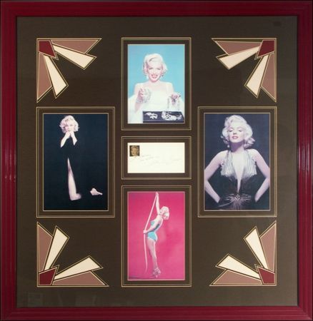 Lot #1289 Marilyn Monroe - Image 2