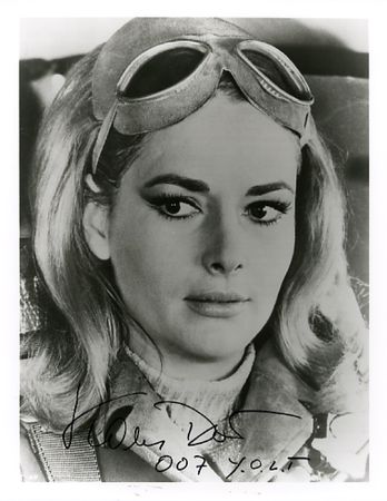 Lot #1206 James Bond: Ling and Dor - Image 2