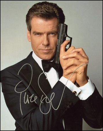 Lot #1194 James Bond: Brosnan, Pierce - Image 1