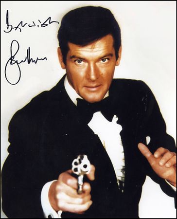 Lot #1208 James Bond: Moore, Roger - Image 2