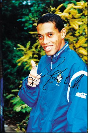 Lot #1625 Soccer: Brazilian Stars - Image 2