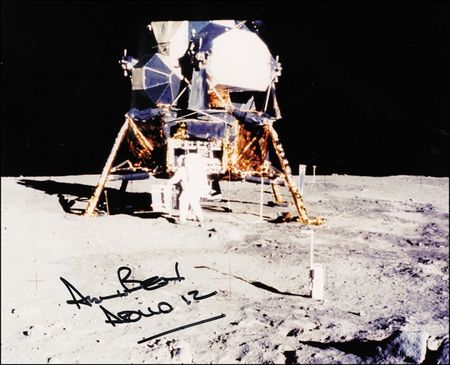 Lot #600 Moonwalkers - Image 4
