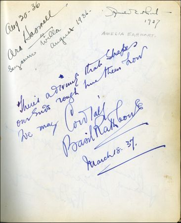 Lot #1036 THE Autograph Book - Image 19